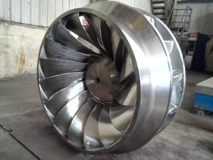 Monobloc Cast Francis Runner